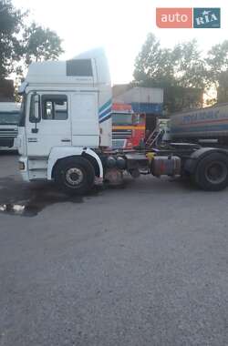 Тягач MAN F 2000 2000 в 