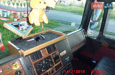 Вантажний фургон MAN F 2000 1999 в 