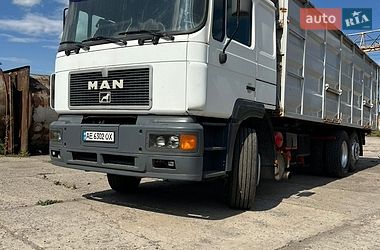 Контейнеровоз MAN F 2000 1993 в Полтаве
