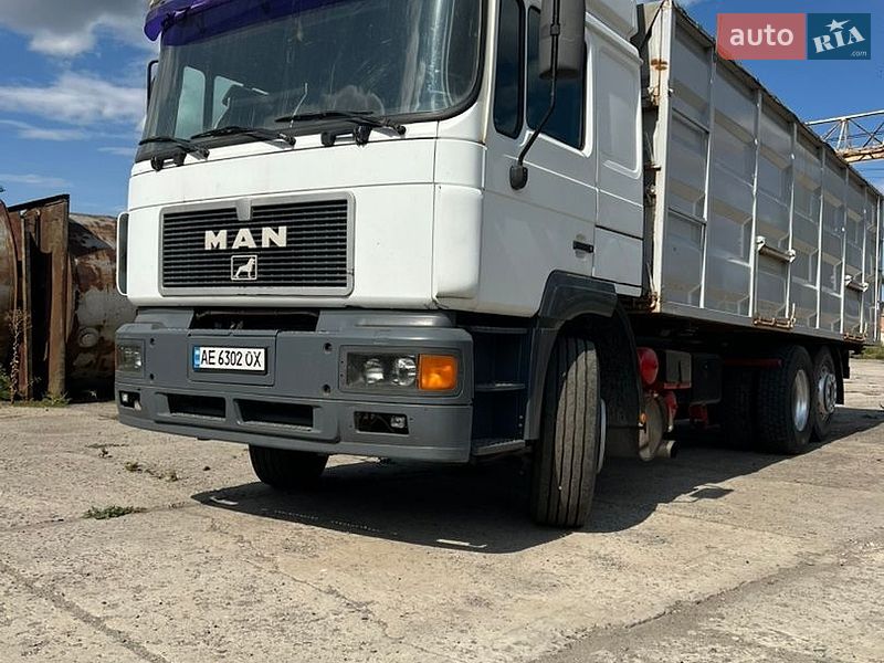 Контейнеровоз MAN F 2000 1993 в Полтаве