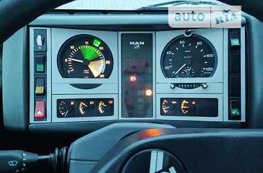 Вантажний фургон MAN L 2000 2001 в 