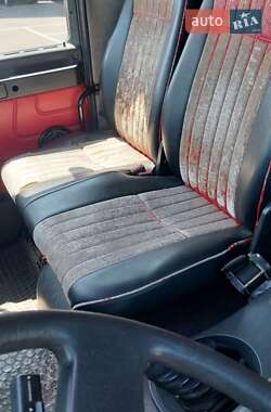 Вантажний фургон MAN L 2000 2002 в 