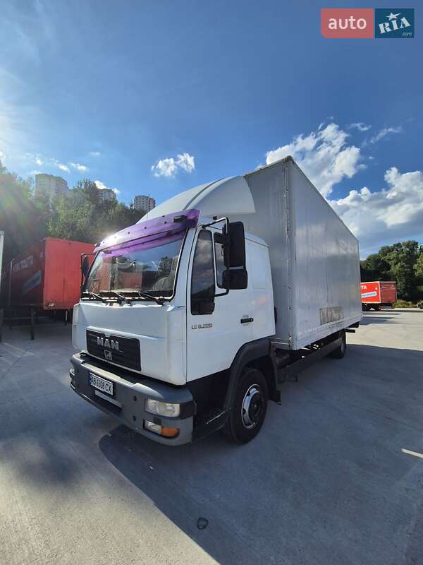 Грузовой фургон MAN L 2000 2004 в Киеве фото 9 Грузовой фургон MAN L 2000 2004 в Киеве