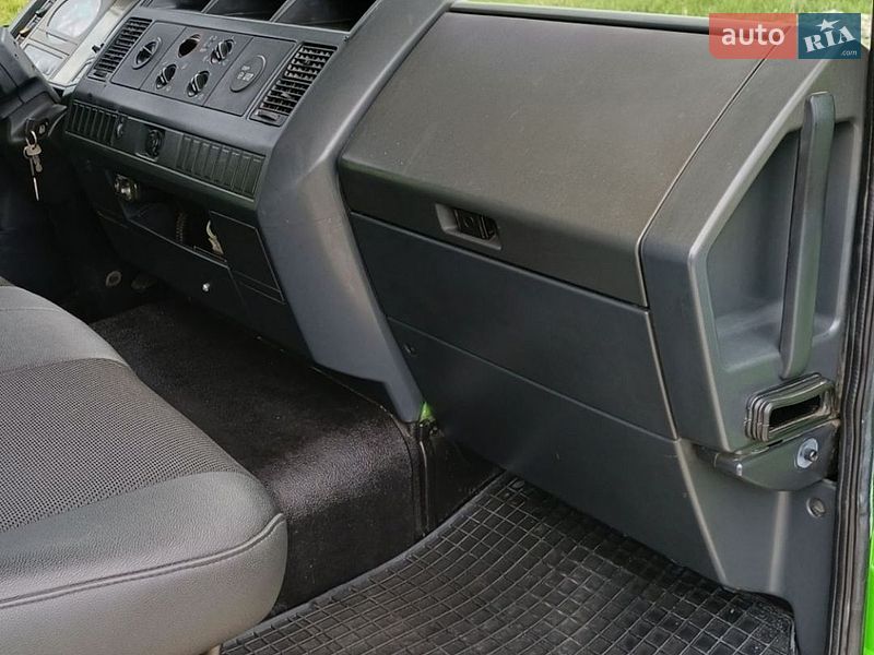 Самоскид MAN L 2000 2000 в Бучачі