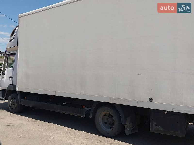 Грузовой фургон MAN L 2000 2004 в Малой Виске