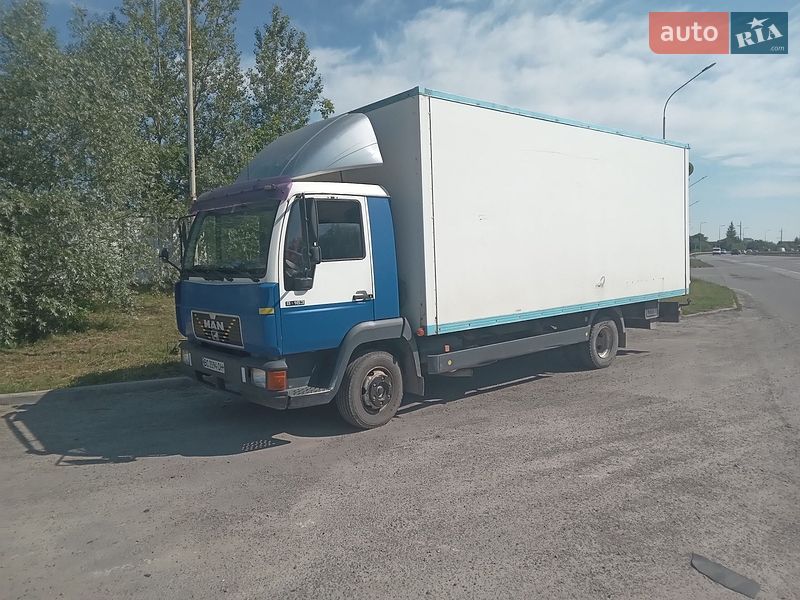 Вантажний фургон MAN L 2000 1999 в Стрию фото Вантажний фургон MAN L 2000 1999 в Стрию