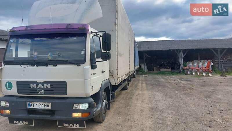 Тентованый MAN LE 12.220 2005 в Коломые