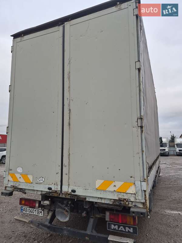 Тентованый MAN LE 12.220 2004 в Виннице