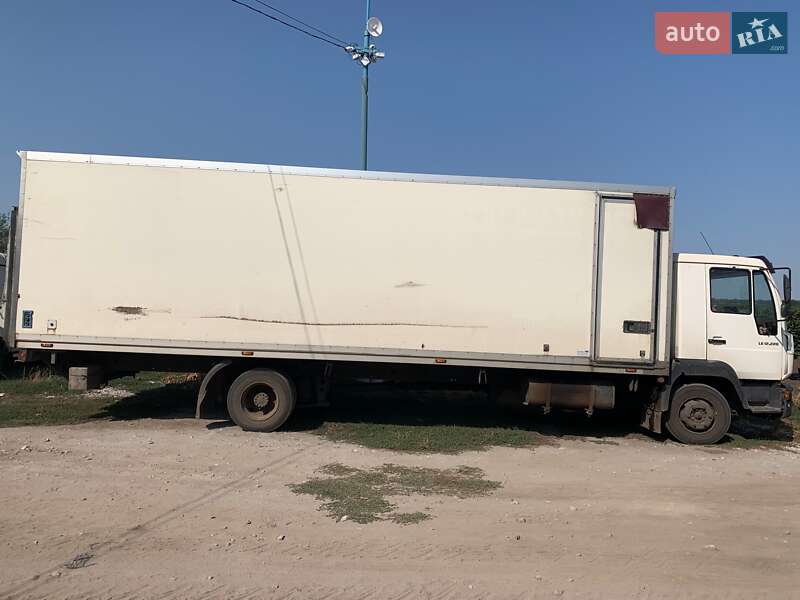 Грузовой фургон MAN LE 12.220 2004 в Кривом Роге