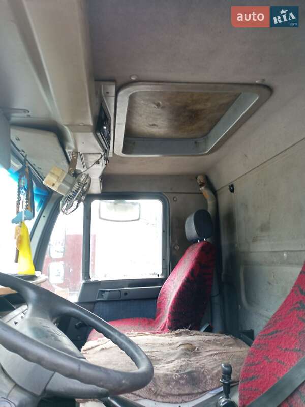 Грузовой фургон MAN LE 8.180 2002 в Виннице