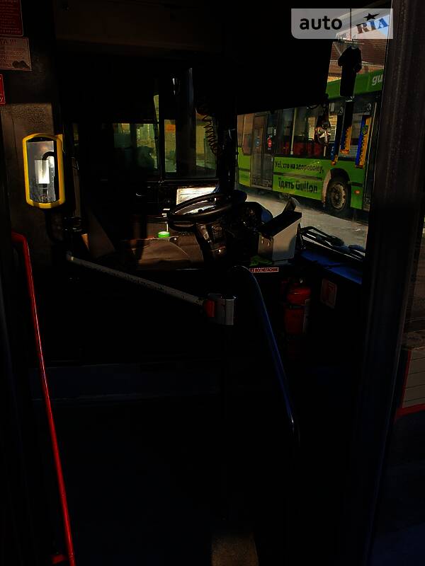 Міський автобус MAN NL 222F 1995 в Львові