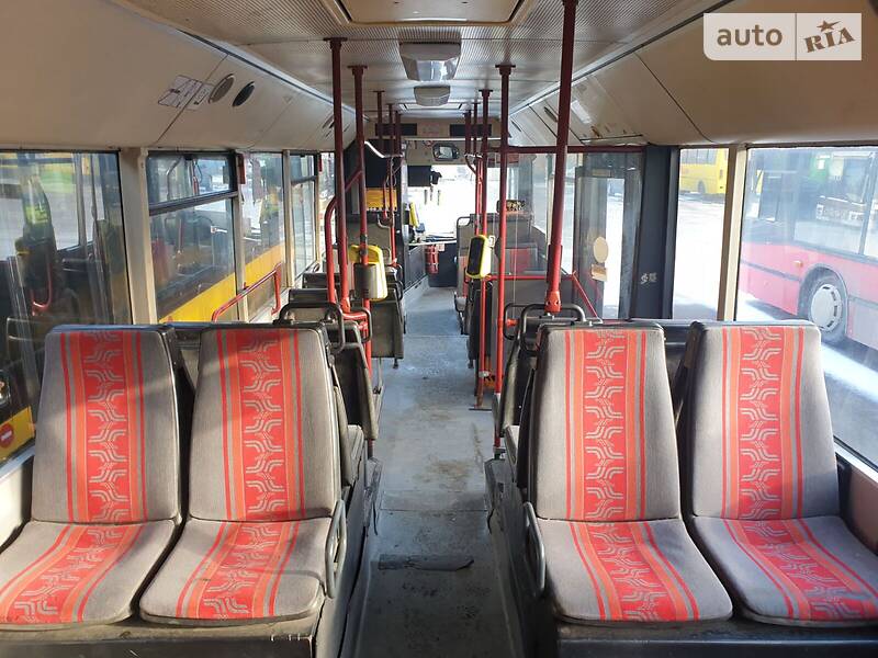 Міський автобус MAN NL 222F 1995 в Львові