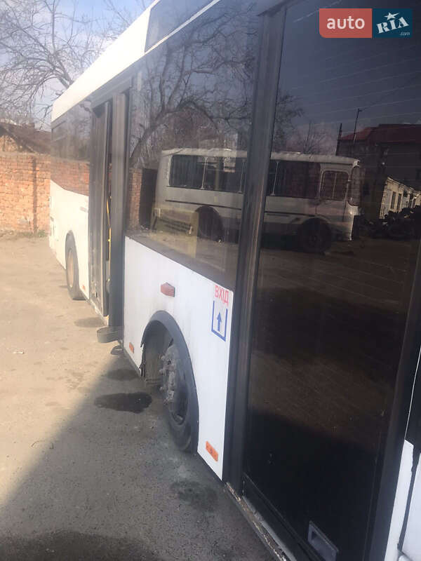 Городской автобус MAN NM 223 2001 в Дрогобыче