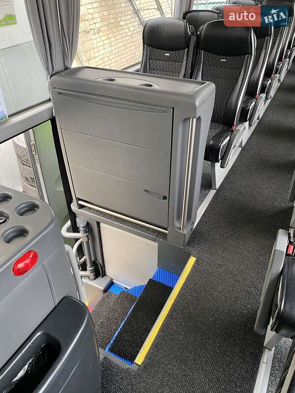 Туристичний / Міжміський автобус MAN R08 2015 в Києві