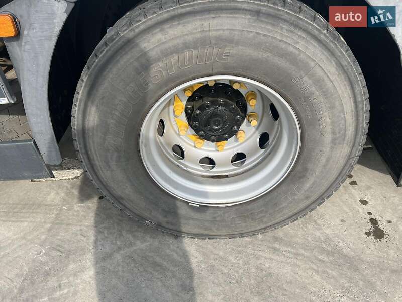 Контейнеровоз MAN TGA 2007 в Вінниці
