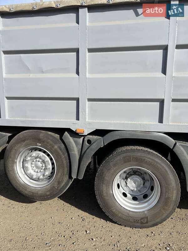 Контейнеровоз MAN TGA 2004 в Вінниці