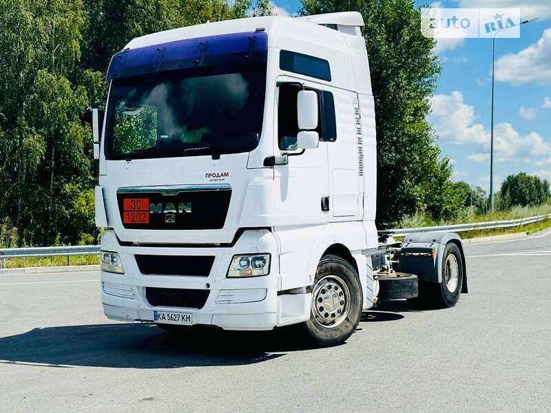 Тягач MAN TGA 2002 в 