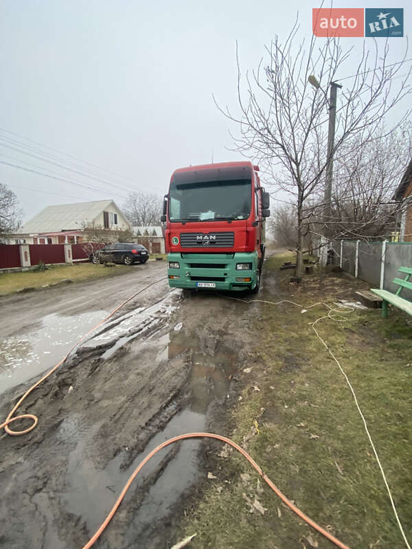 Зерновоз MAN TGA 2006 в Бершаді