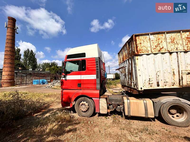 Контейнеровоз MAN TGA 2005 в Кривому Розі