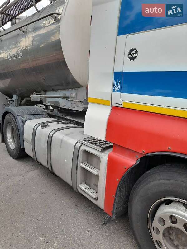 Другие грузовики MAN TGA 2005 в Хороле фото 2 Другие грузовики MAN TGA 2005 в Хороле