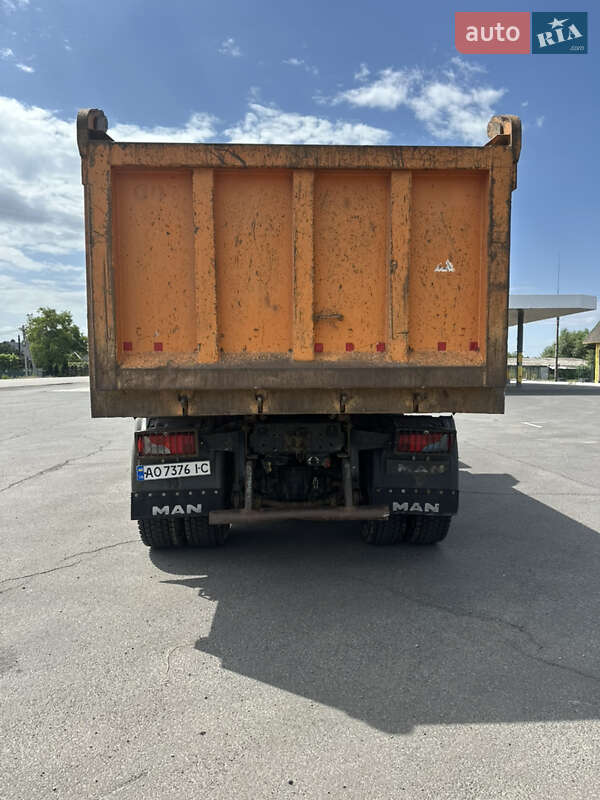 Самосвал MAN TGA 2007 в Ужгороде