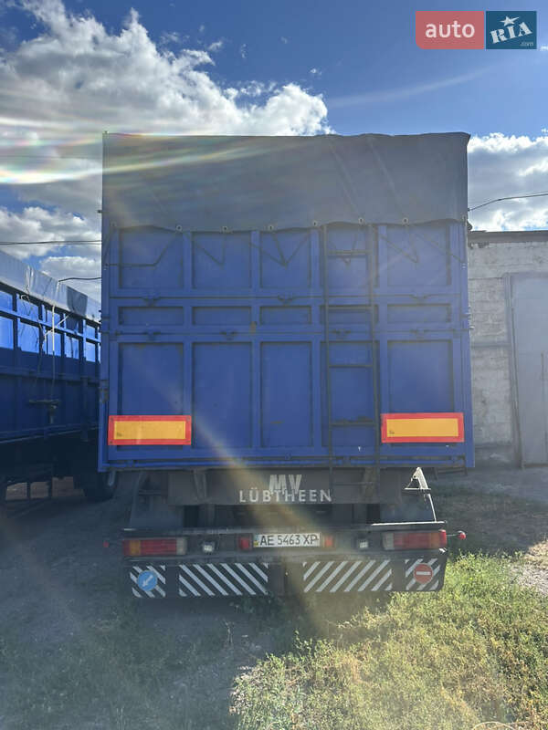 Контейнеровоз MAN TGA 2004 в Магдалинівці