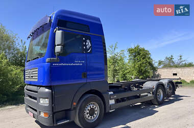 Контейнеровоз MAN TGA 2005 в 
