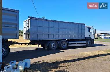 Контейнеровоз MAN TGA 2005 в 