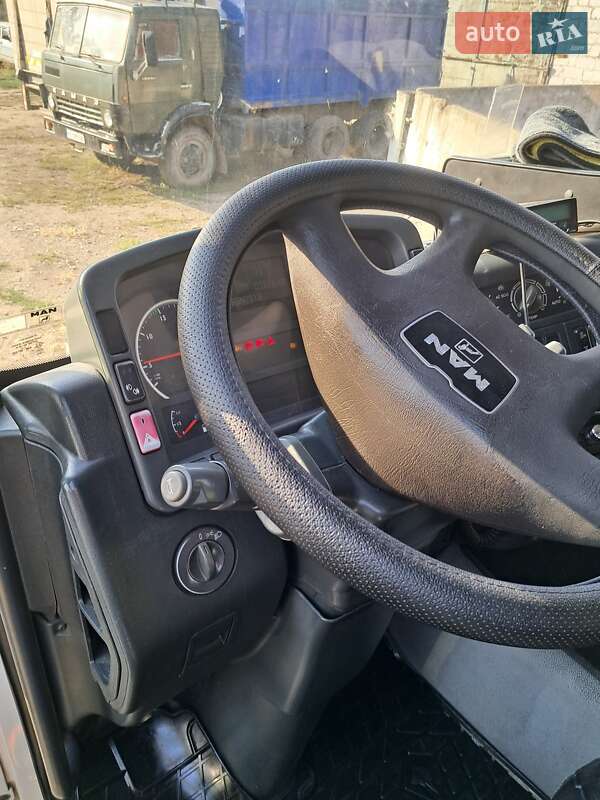 Контейнеровоз MAN TGA 2005 в Магдалиновке фото 20 Контейнеровоз MAN TGA 2005 в Магдалиновке