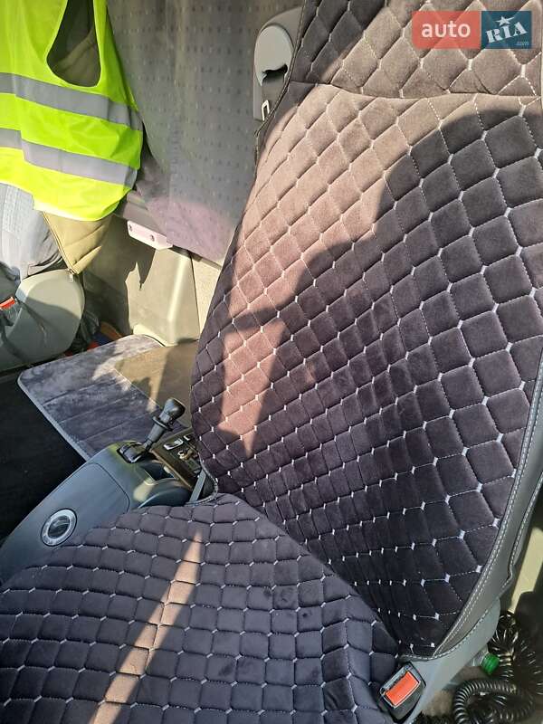 Контейнеровоз MAN TGA 2005 в Магдалиновке фото 22 Контейнеровоз MAN TGA 2005 в Магдалиновке