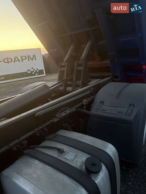 Самосвал MAN TGA 2007 в Тячеве