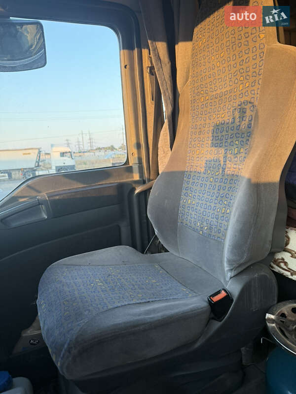 Тягач MAN TGA 2005 в Саврани