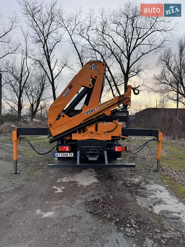 Кран-маніпулятор MAN TGA 2004 в Бурштині