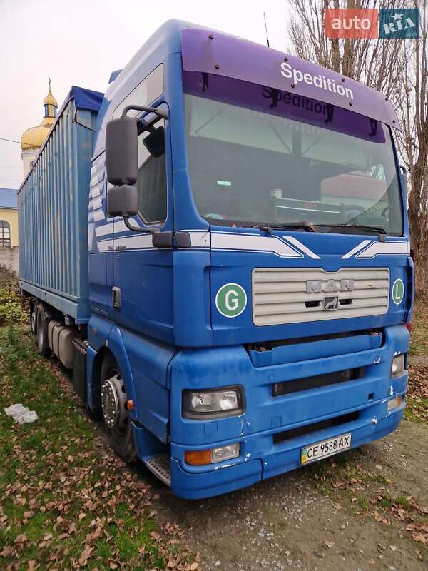 Контейнеровоз MAN TGA 2001 в Черновцах