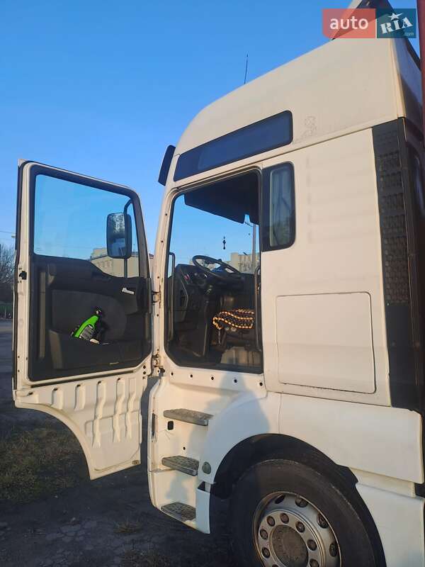 Контейнеровоз MAN TGA 2004 в Львове фото 7 Контейнеровоз MAN TGA 2004 в Львове