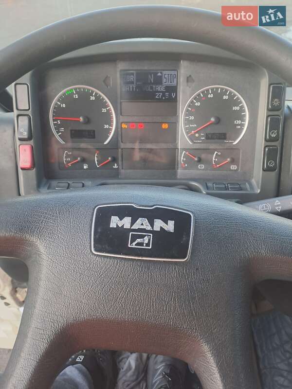 Контейнеровоз MAN TGA 2004 в Львове фото 49 Контейнеровоз MAN TGA 2004 в Львове