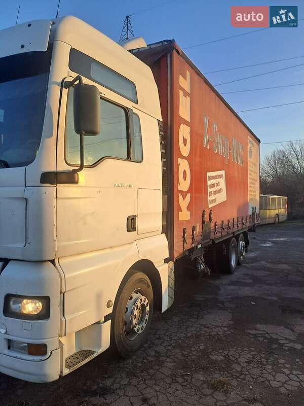 Контейнеровоз MAN TGA 2004 в Львове фото 59 Контейнеровоз MAN TGA 2004 в Львове