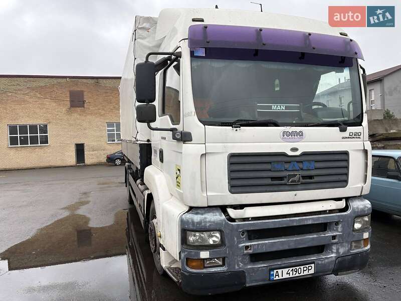 Контейнеровоз MAN TGA 2005 в Киеве