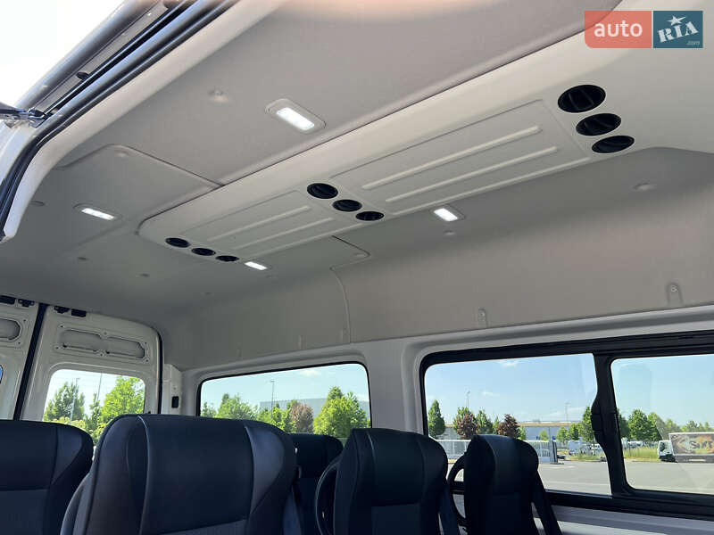 Микроавтобус MAN TGE 2020 в Житомире