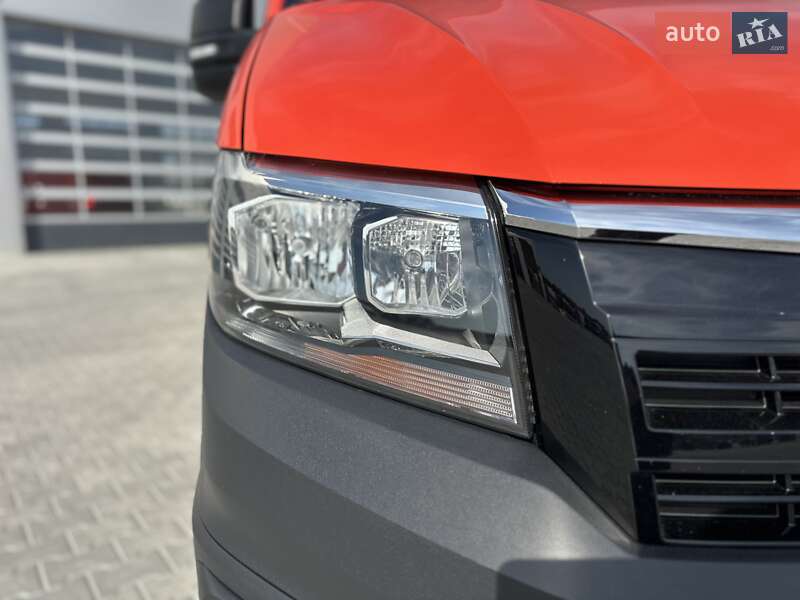 Вантажний фургон MAN TGE 2023 в Чернівцях