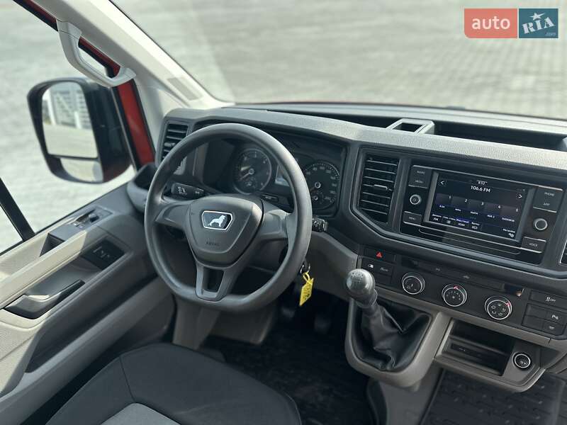 Вантажний фургон MAN TGE 2023 в Чернівцях