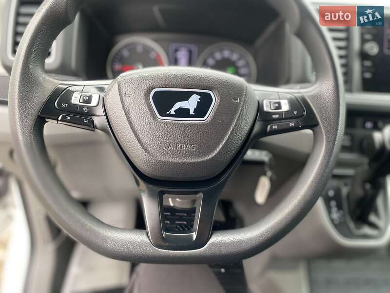 Вантажний фургон MAN TGE 2021 в Хусті