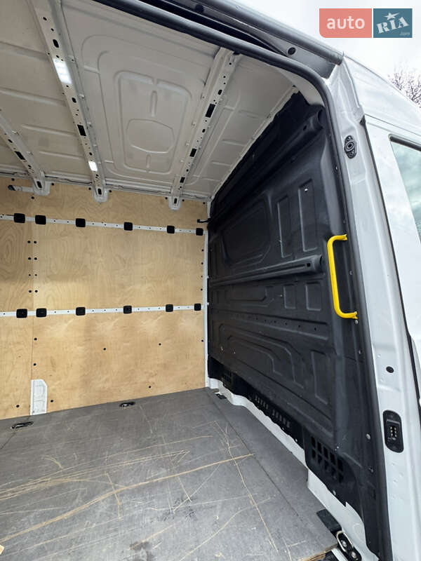 Вантажний фургон MAN TGE 2021 в Києві