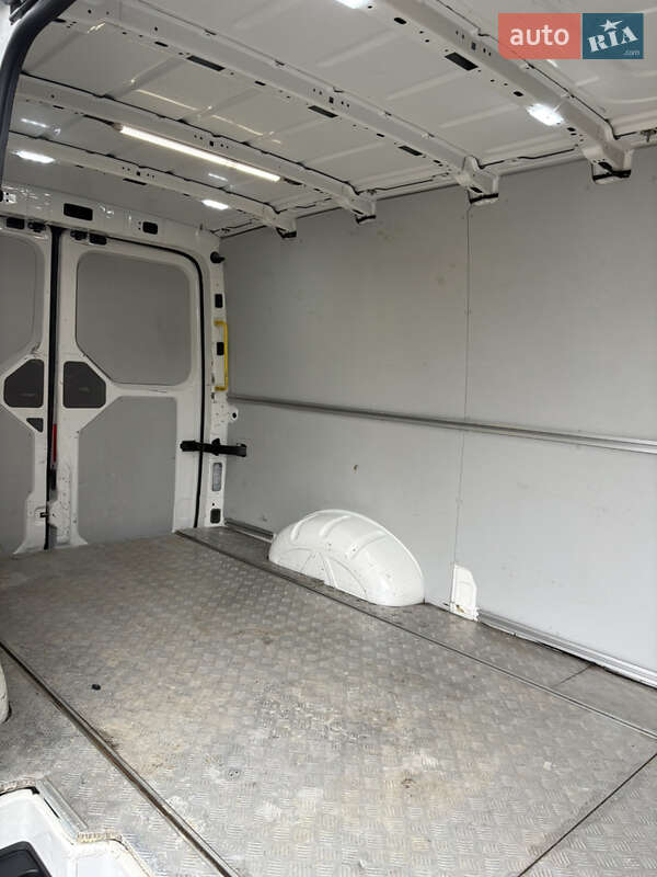 Грузовой фургон MAN TGE 2020 в Бережанах