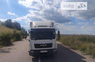 Грузовой фургон MAN TGL 2012 в Львове