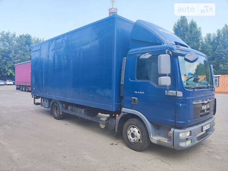 Грузовой фургон MAN TGL 2012 в Днепре