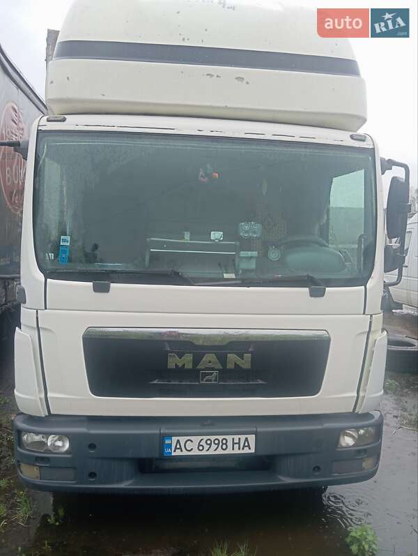 Грузовой фургон MAN TGL 2012 в Ратным