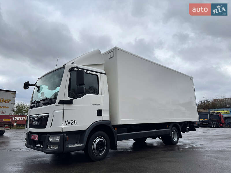 Грузовой фургон MAN TGL 2019 в Ровно фото 3 Грузовой фургон MAN TGL 2019 в Ровно