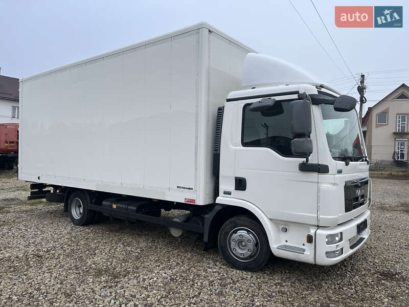 Грузовой фургон MAN TGL 2010 в Бучаче