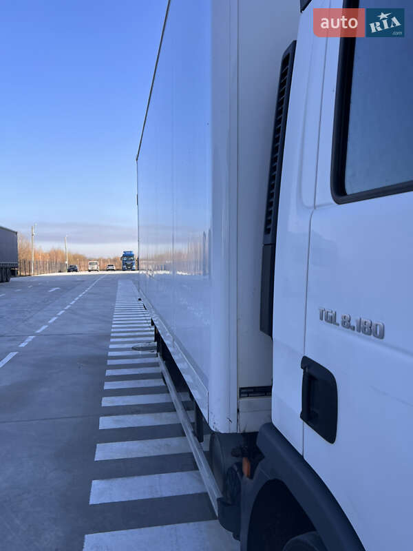 Вантажний фургон MAN TGL 2012 в Львові